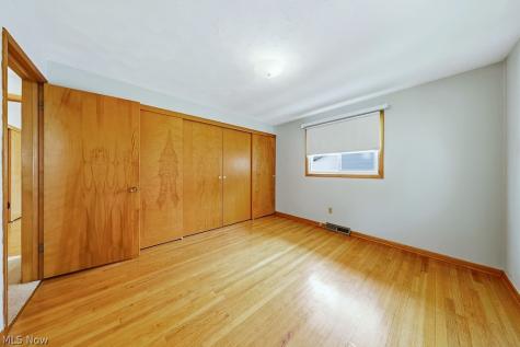 1812 Skyline Drive Lorain OH 44053
