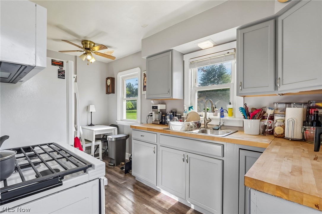 9206 Woodworth Road North Lima OH 44452