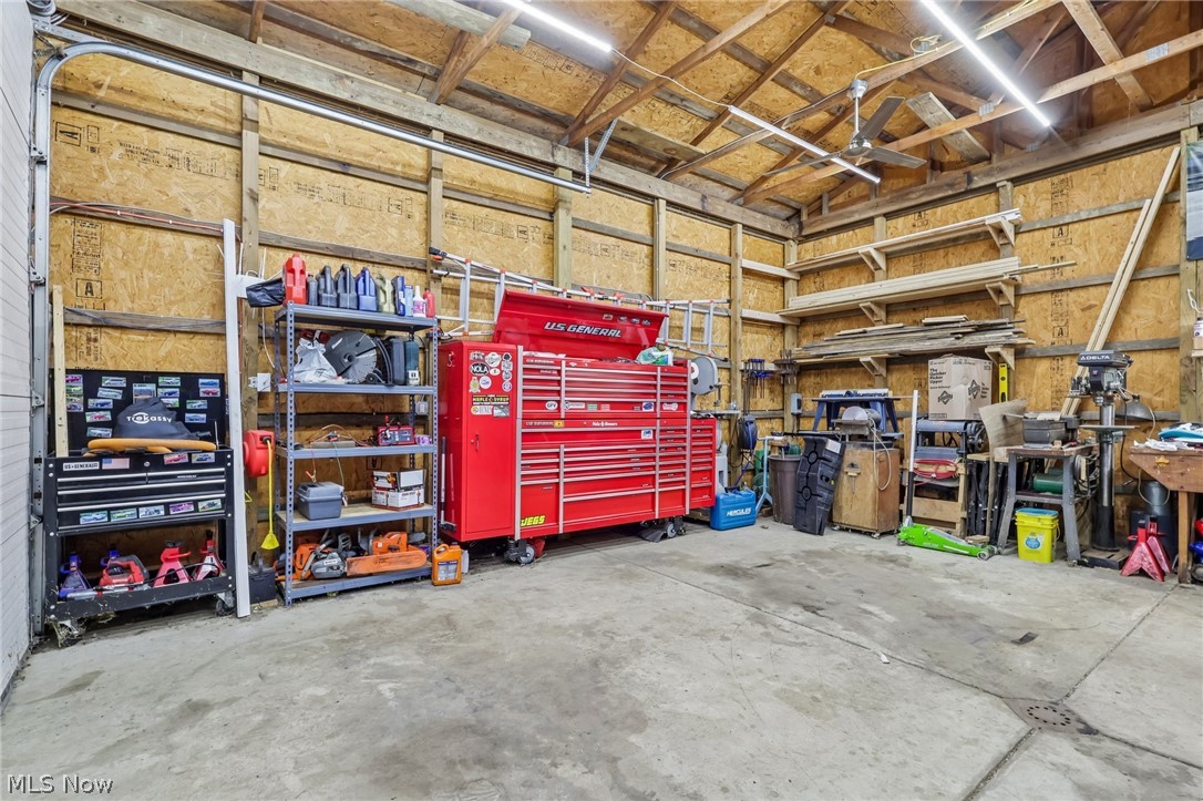 9206 Woodworth Road North Lima OH 44452
