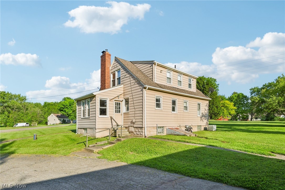 9206 Woodworth Road North Lima OH 44452