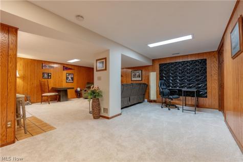 8640 Candleberry Street NW Massillon OH 44646