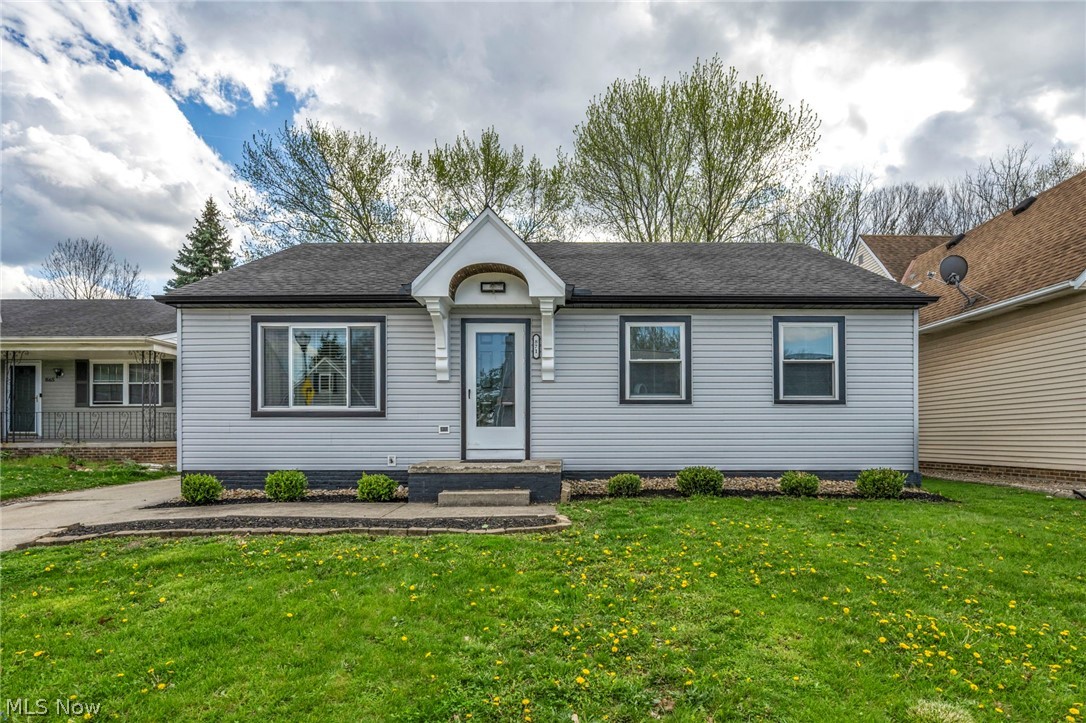 871 Marcie Drive Cleveland OH 44109