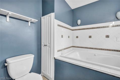 871 Marcie Drive Cleveland OH 44109