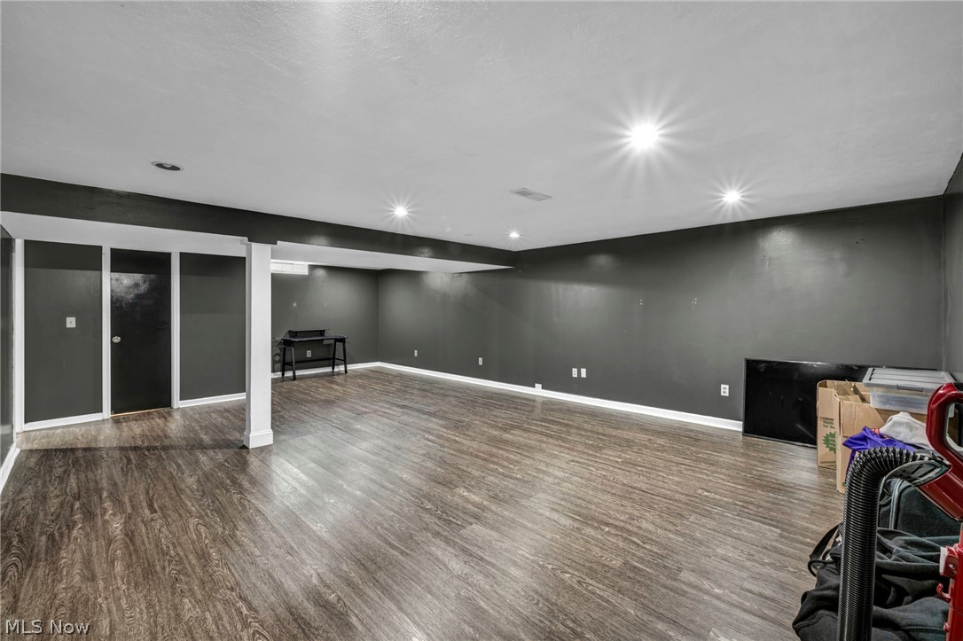 871 Marcie Drive Cleveland OH 44109