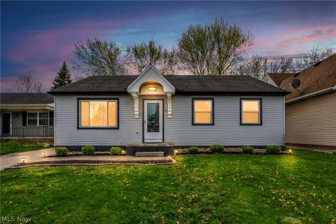 871 Marcie Drive Cleveland OH 44109