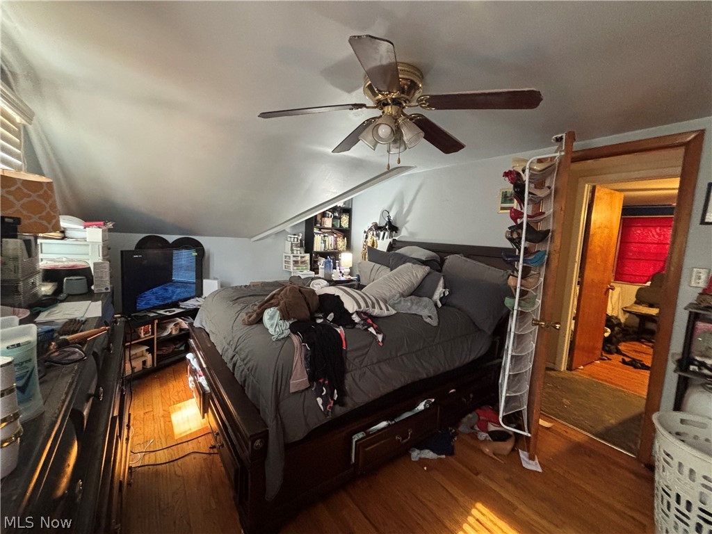 247 W Glendale Street Bedford OH 44146