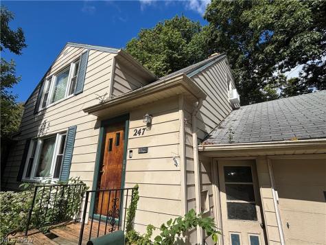 247 W Glendale Street Bedford OH 44146