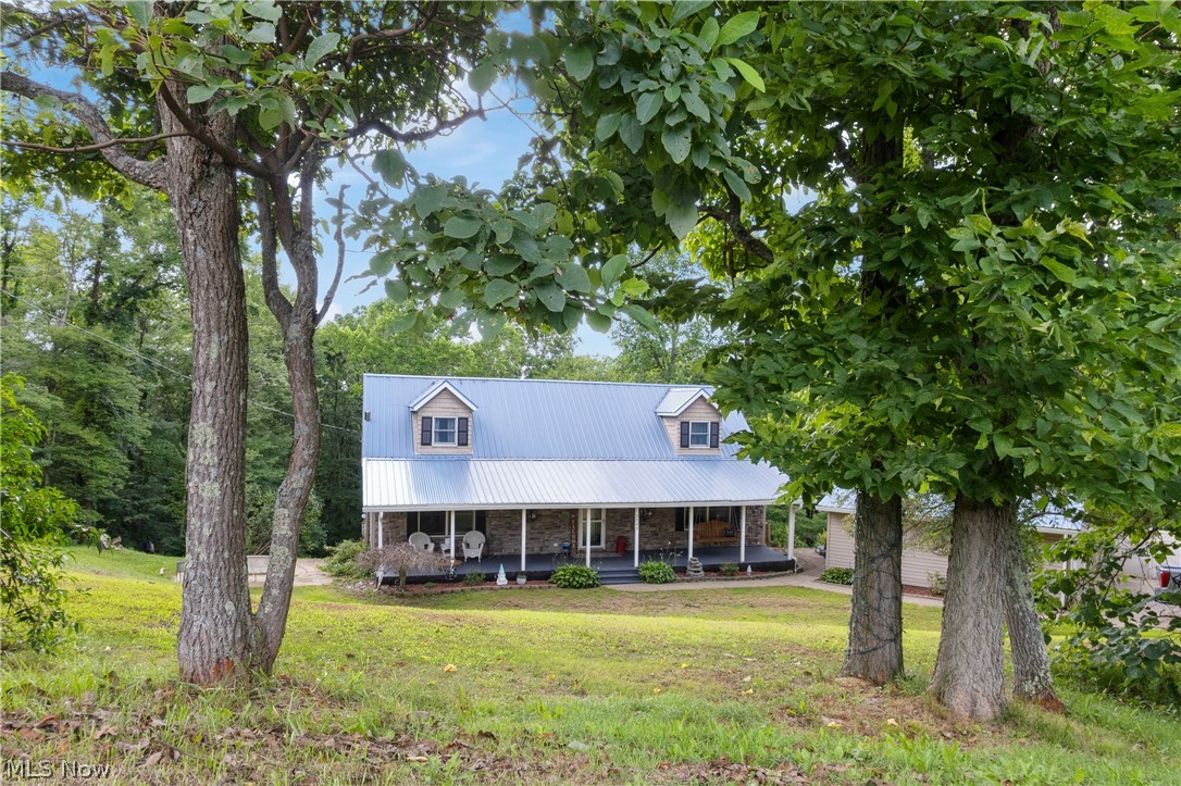 7746 Moores Ridge Road SE Uhrichsville OH 44683