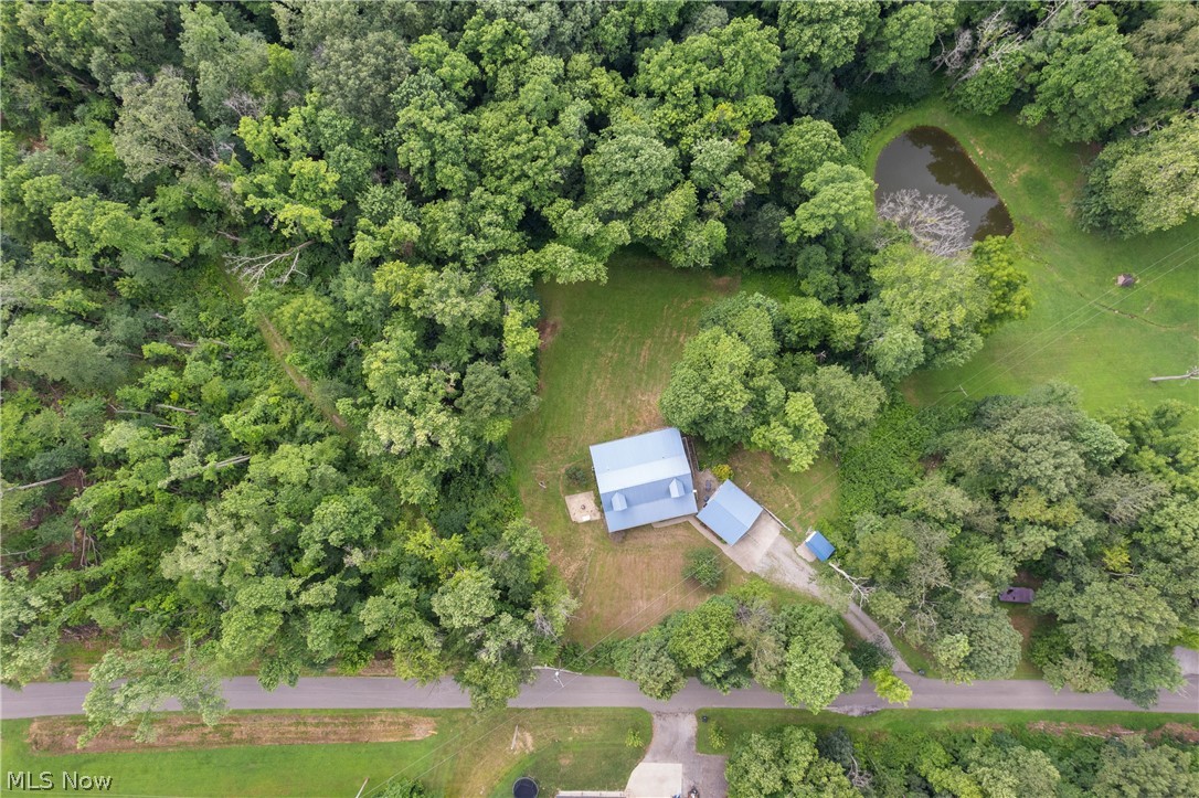 7746 Moores Ridge Road SE Uhrichsville OH 44683