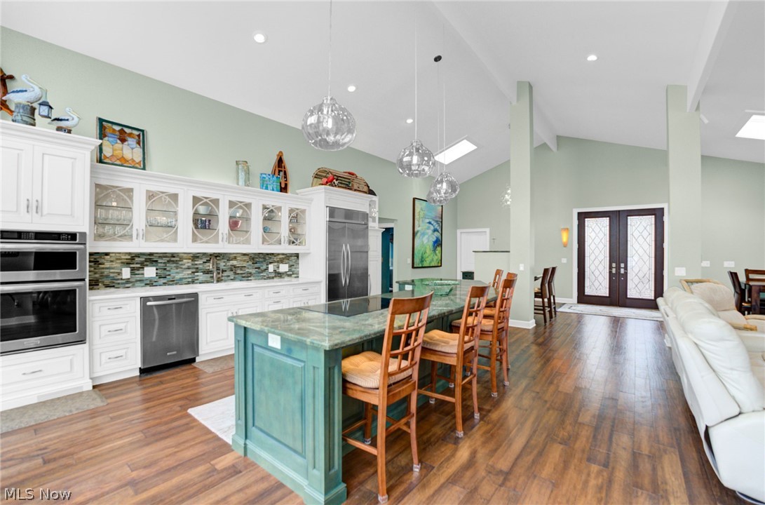 28 E Mohawk Drive Malvern OH 44644