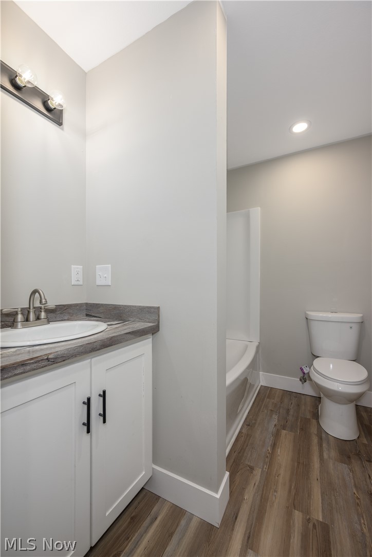 2190 Lake Road Akron OH 44312
