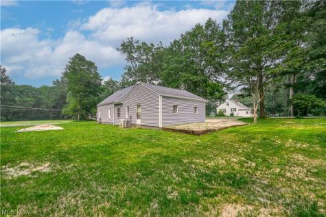 2190 Lake Road Akron OH 44312