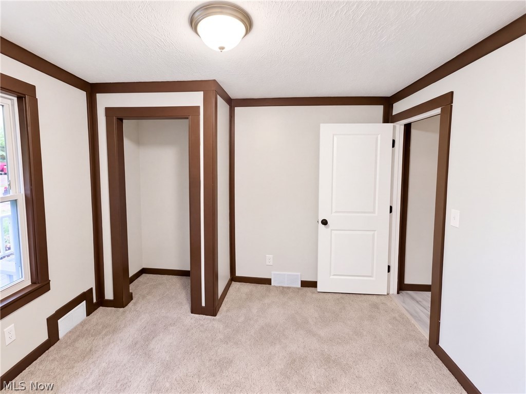 3843 Globe Avenue Lorain OH 44055