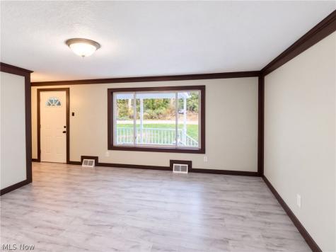 3843 Globe Avenue Lorain OH 44055