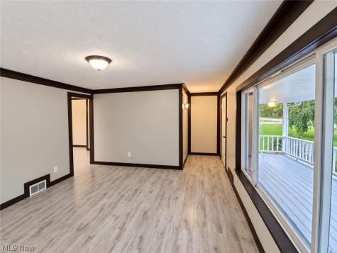 3843 Globe Avenue Lorain OH 44055
