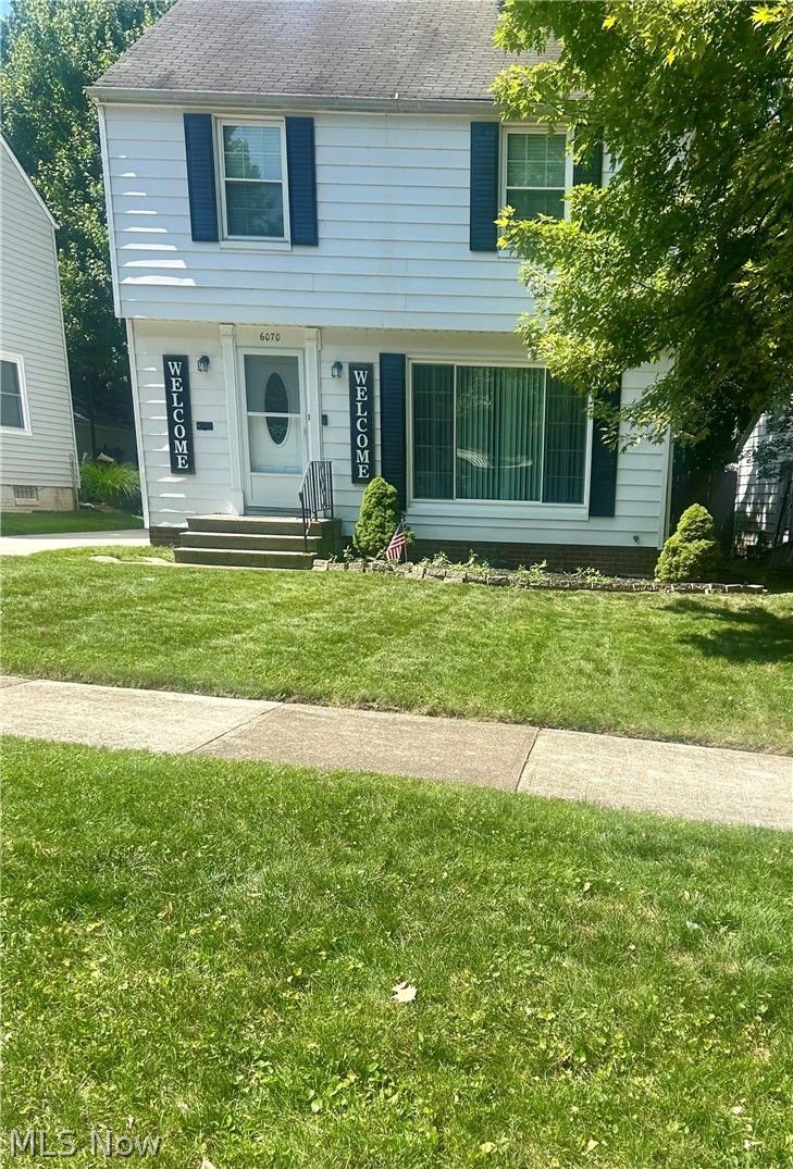 6070 Maplecliff Drive Parma Heights OH 44130