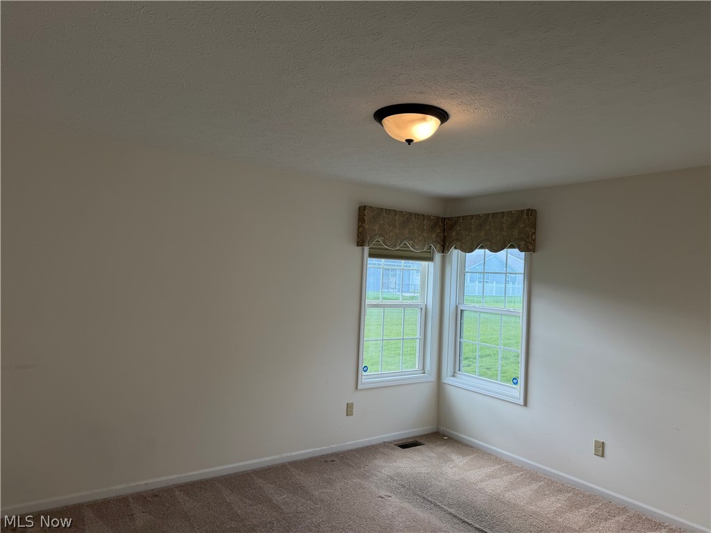 150 Westminster Way Elyria OH 44035