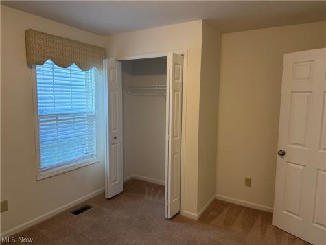150 Westminster Way Elyria OH 44035