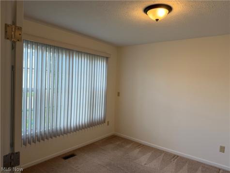 150 Westminster Way Elyria OH 44035