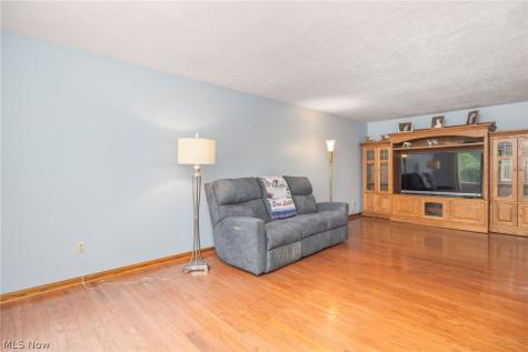 502 Farr Avenue Wadsworth OH 44281