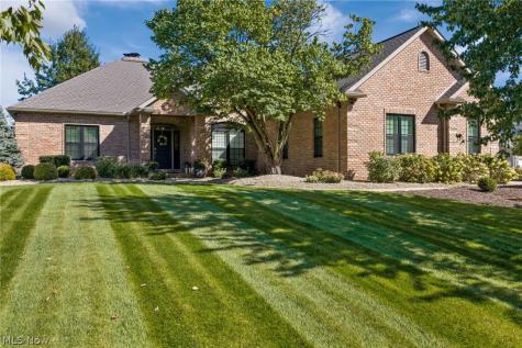 8612 Mackenzie Avenue NW North Canton OH 44720