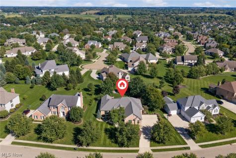 8612 Mackenzie Avenue NW North Canton OH 44720