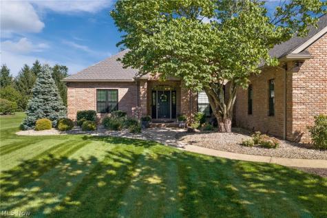 8612 Mackenzie Avenue NW North Canton OH 44720