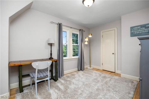 26019 Lake Road Bay Village OH 44140