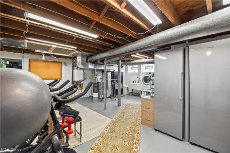 26019 Lake Road Bay Village OH 44140