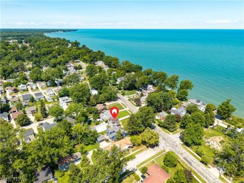 26019 Lake Road Bay Village OH 44140