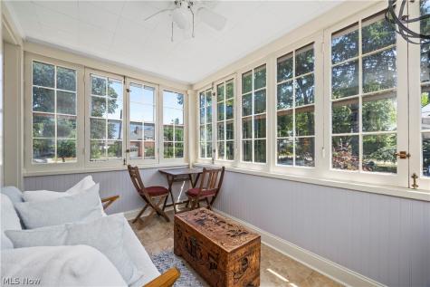 26019 Lake Road Bay Village OH 44140
