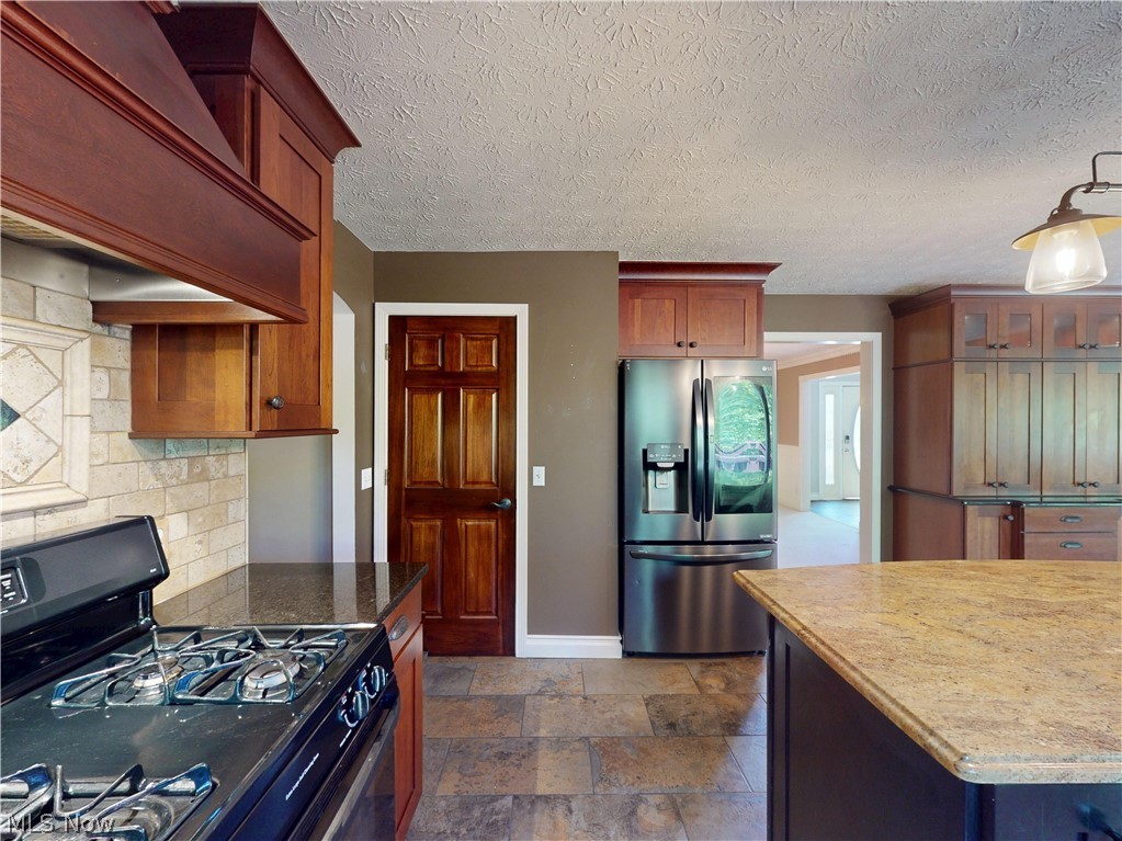 8166 Washington Avenue North Royalton OH 44133