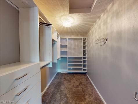 8166 Washington Avenue North Royalton OH 44133
