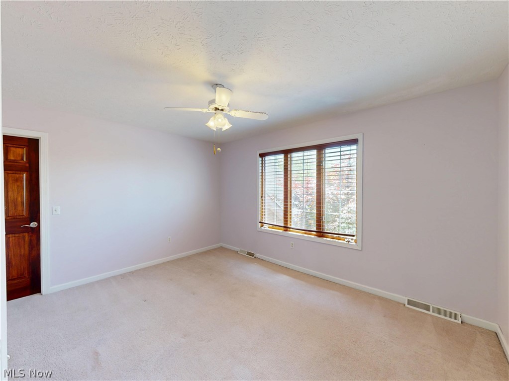 8166 Washington Avenue North Royalton OH 44133