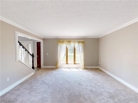 8166 Washington Avenue North Royalton OH 44133