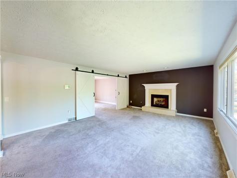 8166 Washington Avenue North Royalton OH 44133
