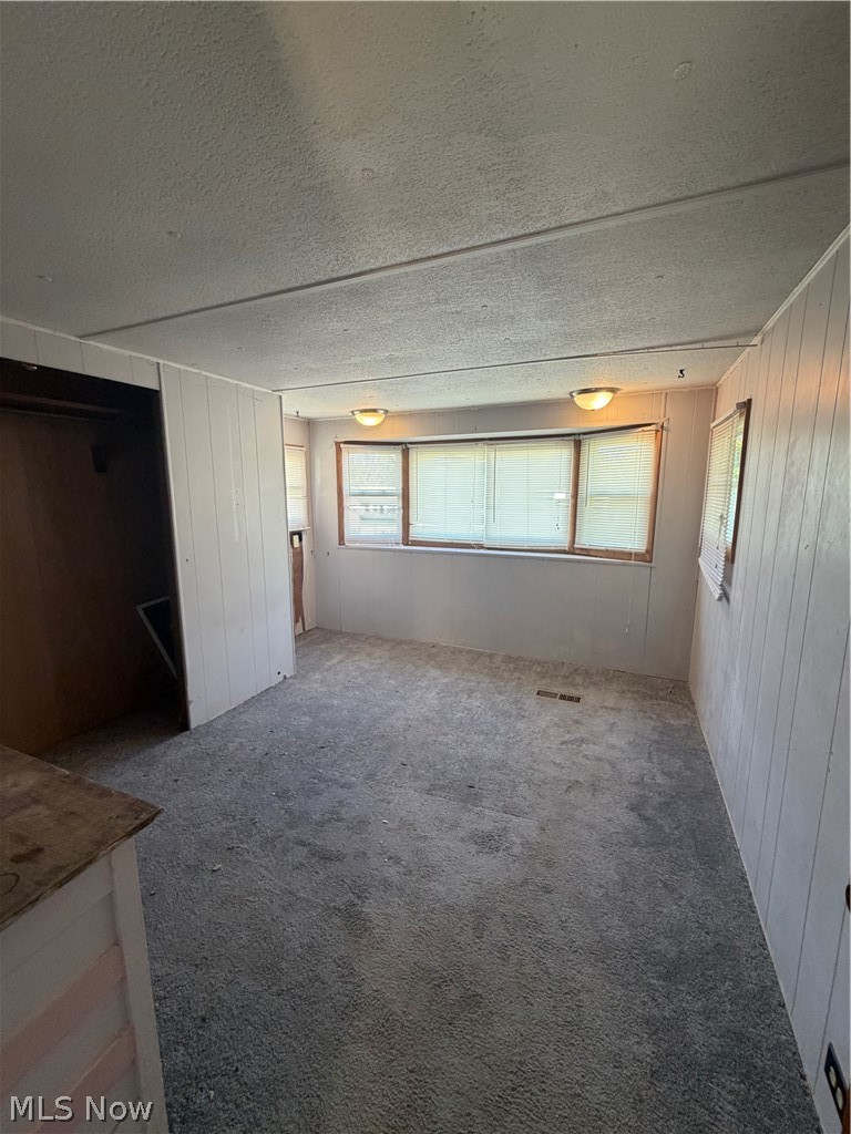 3481 Niles Cortland Road NE Cortland OH 44410