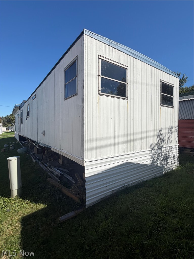 3481 Niles Cortland Road NE Cortland OH 44410