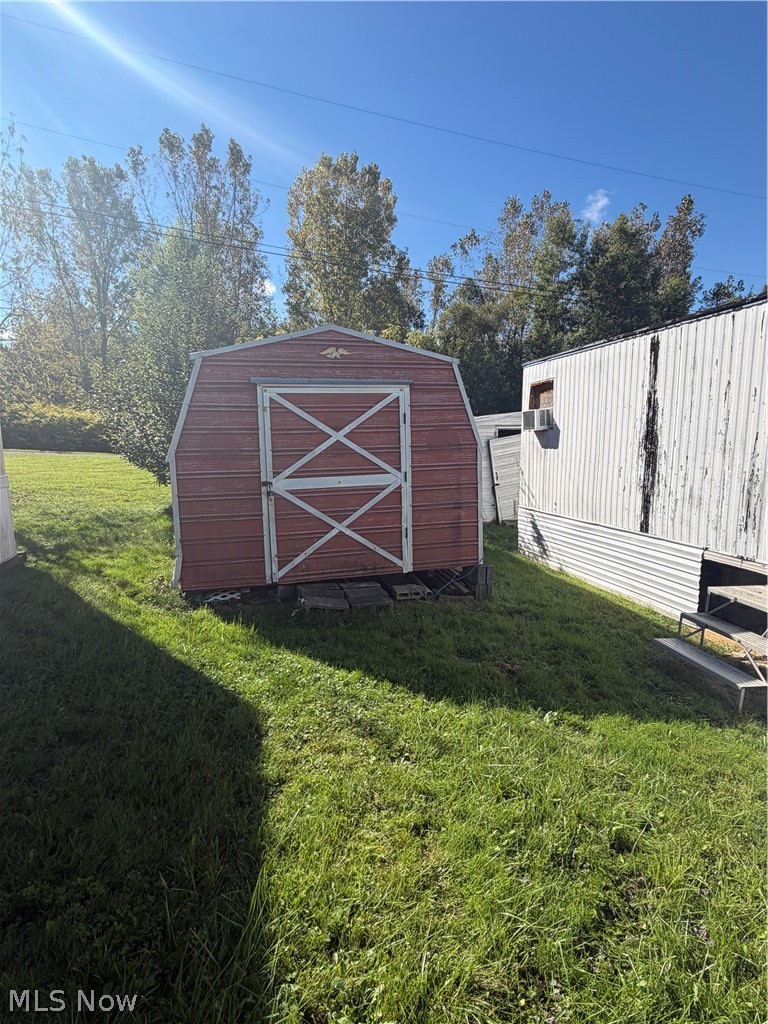 3481 Niles Cortland Road NE Cortland OH 44410