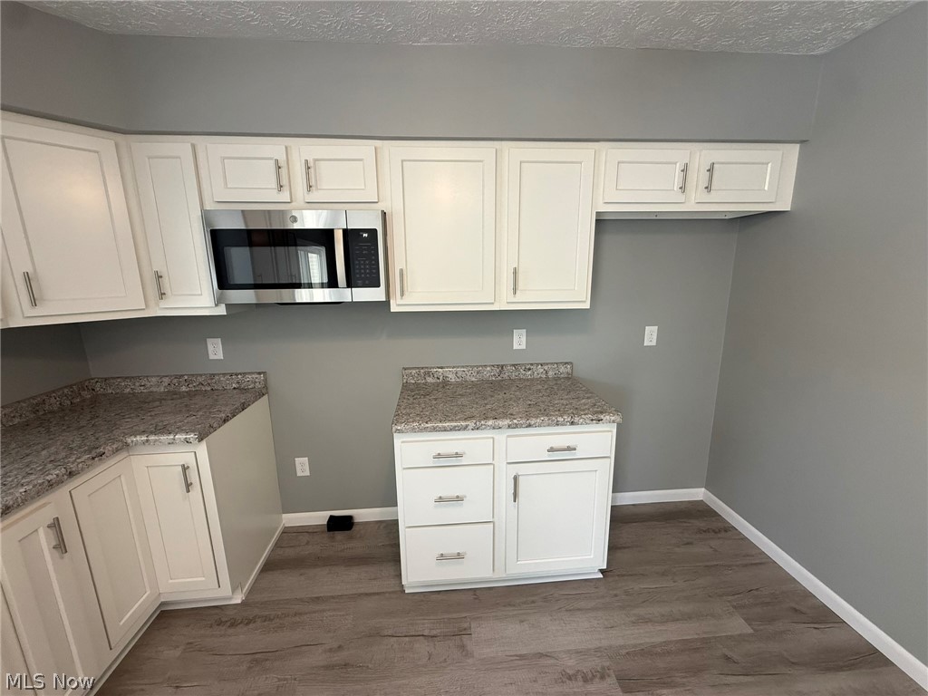 220 W 11th Street Uhrichsville OH 44683