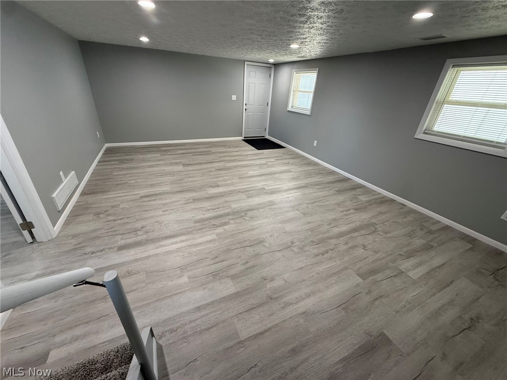 220 W 11th Street Uhrichsville OH 44683
