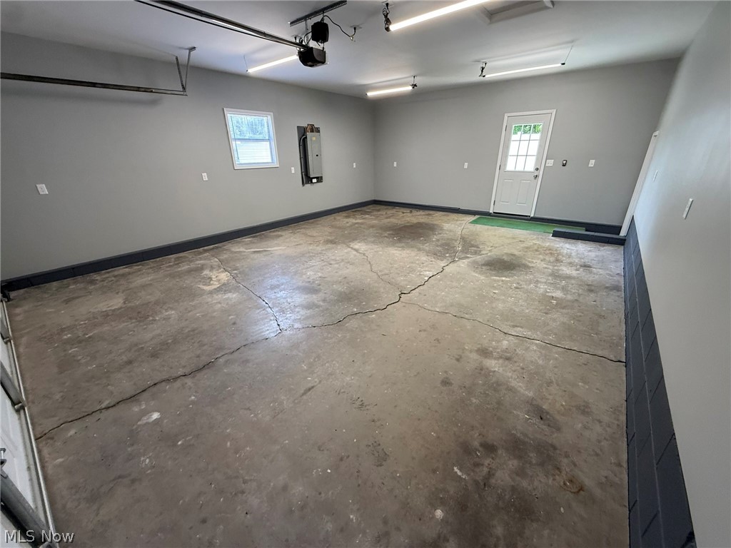 220 W 11th Street Uhrichsville OH 44683