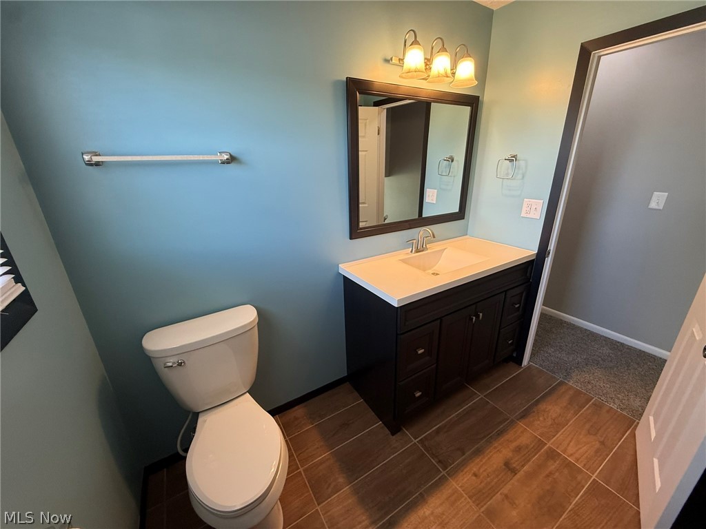 220 W 11th Street Uhrichsville OH 44683