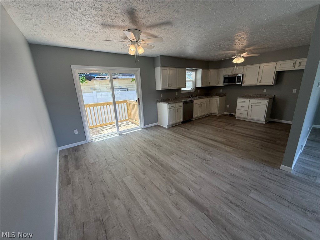 220 W 11th Street Uhrichsville OH 44683