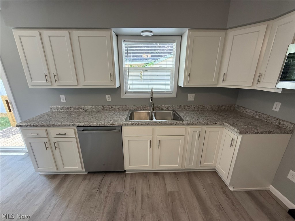 220 W 11th Street Uhrichsville OH 44683