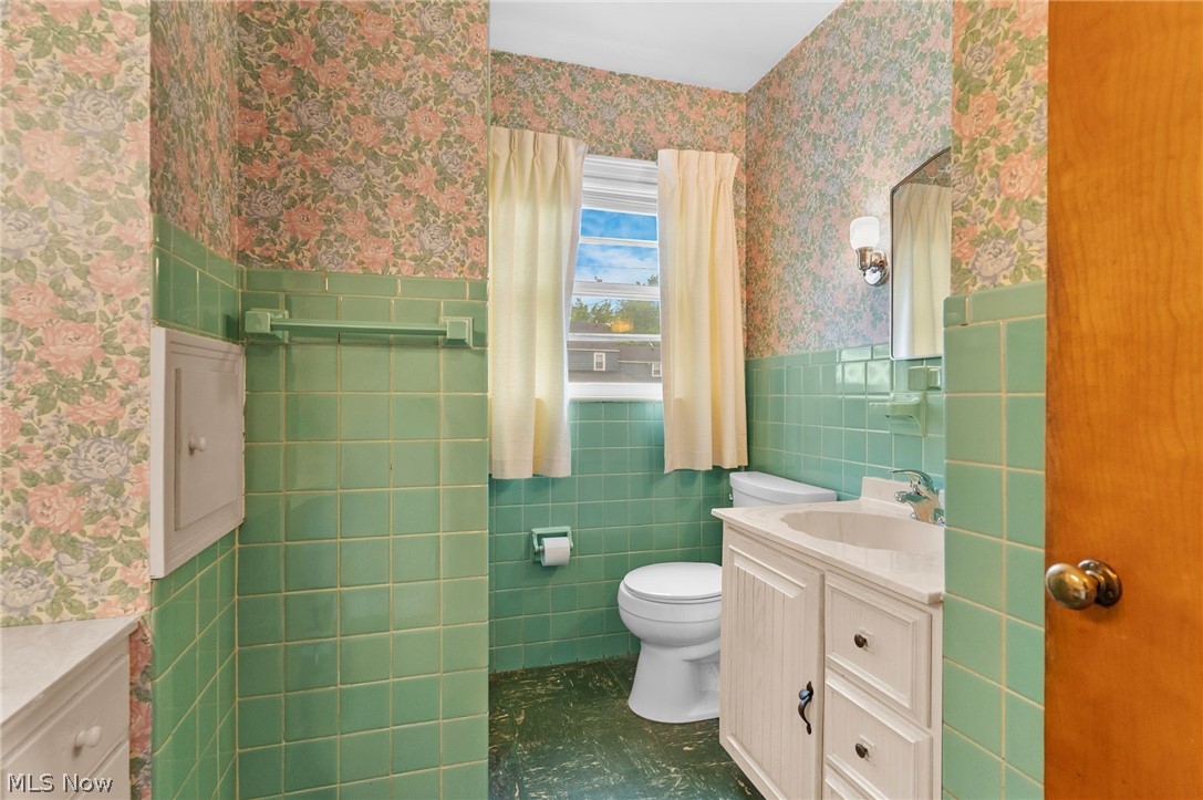 3130 Halsey Drive NE Warren OH 44483