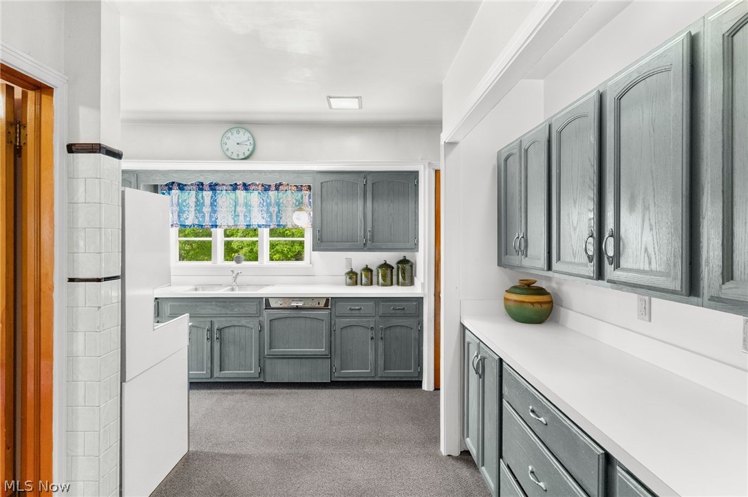 3130 Halsey Drive NE Warren OH 44483