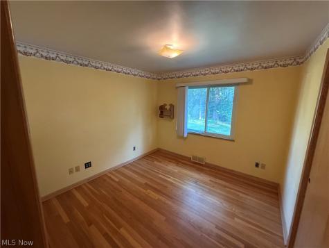 6108 Pearl Road Parma Heights OH 44130