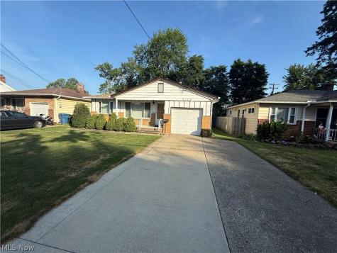 6108 Pearl Road Parma Heights OH 44130