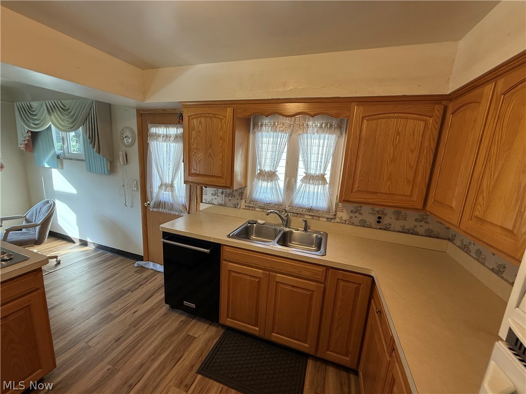 6108 Pearl Road Parma Heights OH 44130